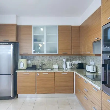 Phaedrus Living Erato Luxury Penthouse Apartamento *
